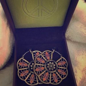 Lucky brand earrings 💕